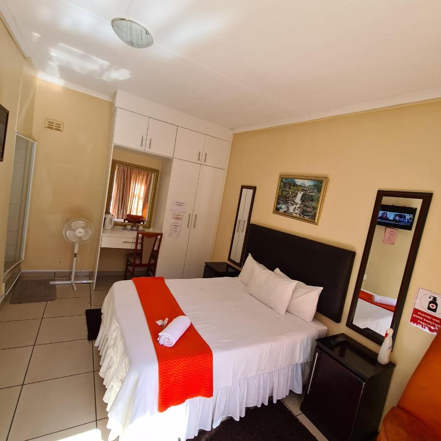 Ethen Guesthouse Polokwane Luaran gambar