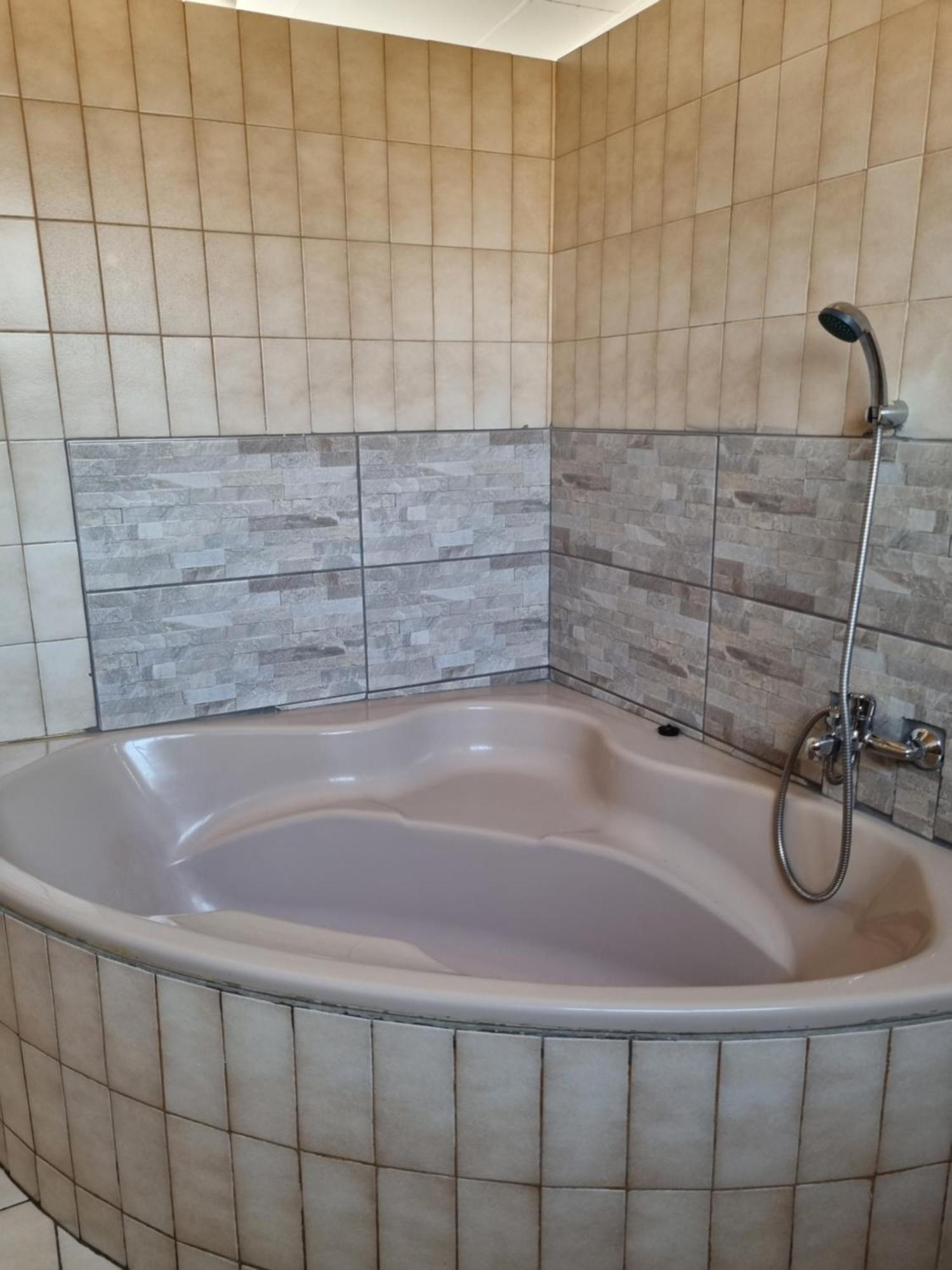 Ethen Guesthouse Polokwane Luaran gambar