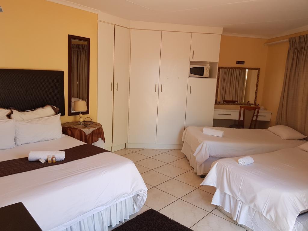 Ethen Guesthouse Polokwane Luaran gambar