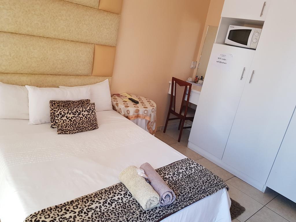 Ethen Guesthouse Polokwane Luaran gambar